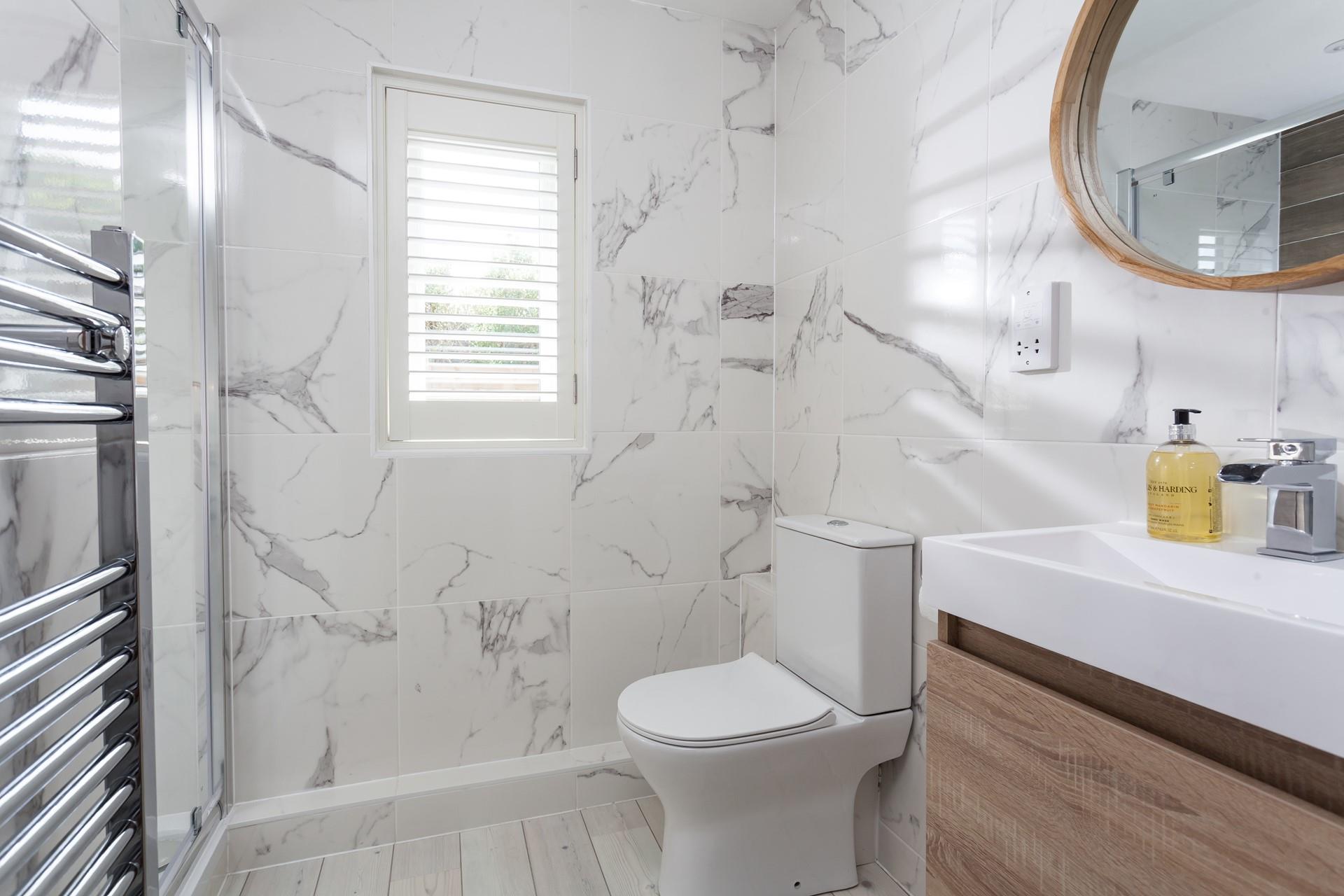 Each bedroom has an en suite, making mornings a dream!