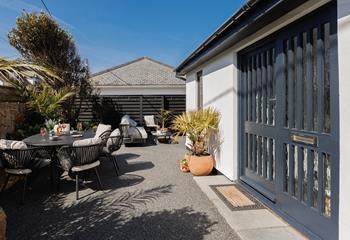 The patio area is bathed in light from sunrise to sunset!