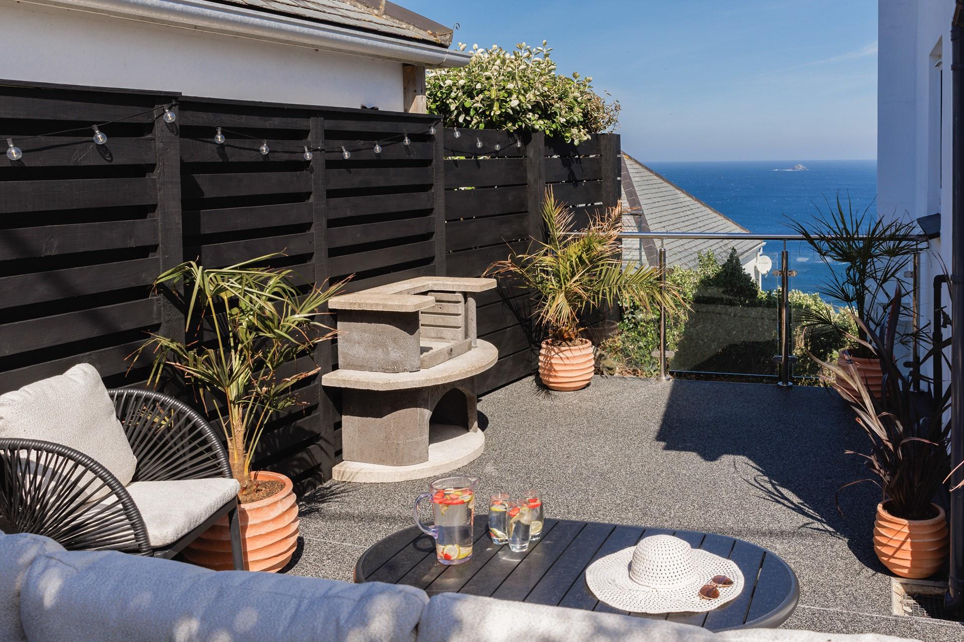 Light a barbecue, sit back and relax, enjoying the view!