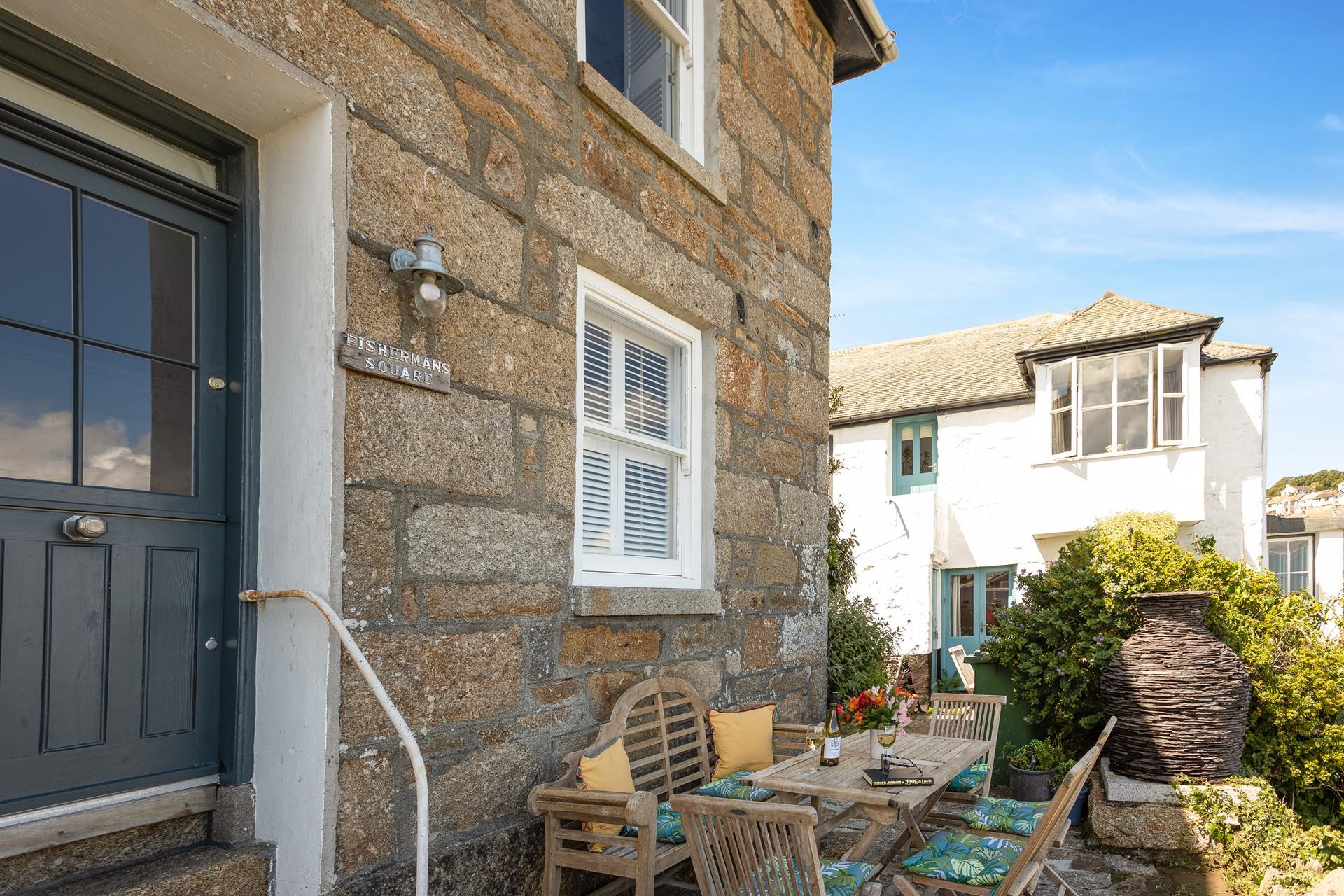 Enjoy long lazy lunches al fresco with a cold crisp wine in hand.