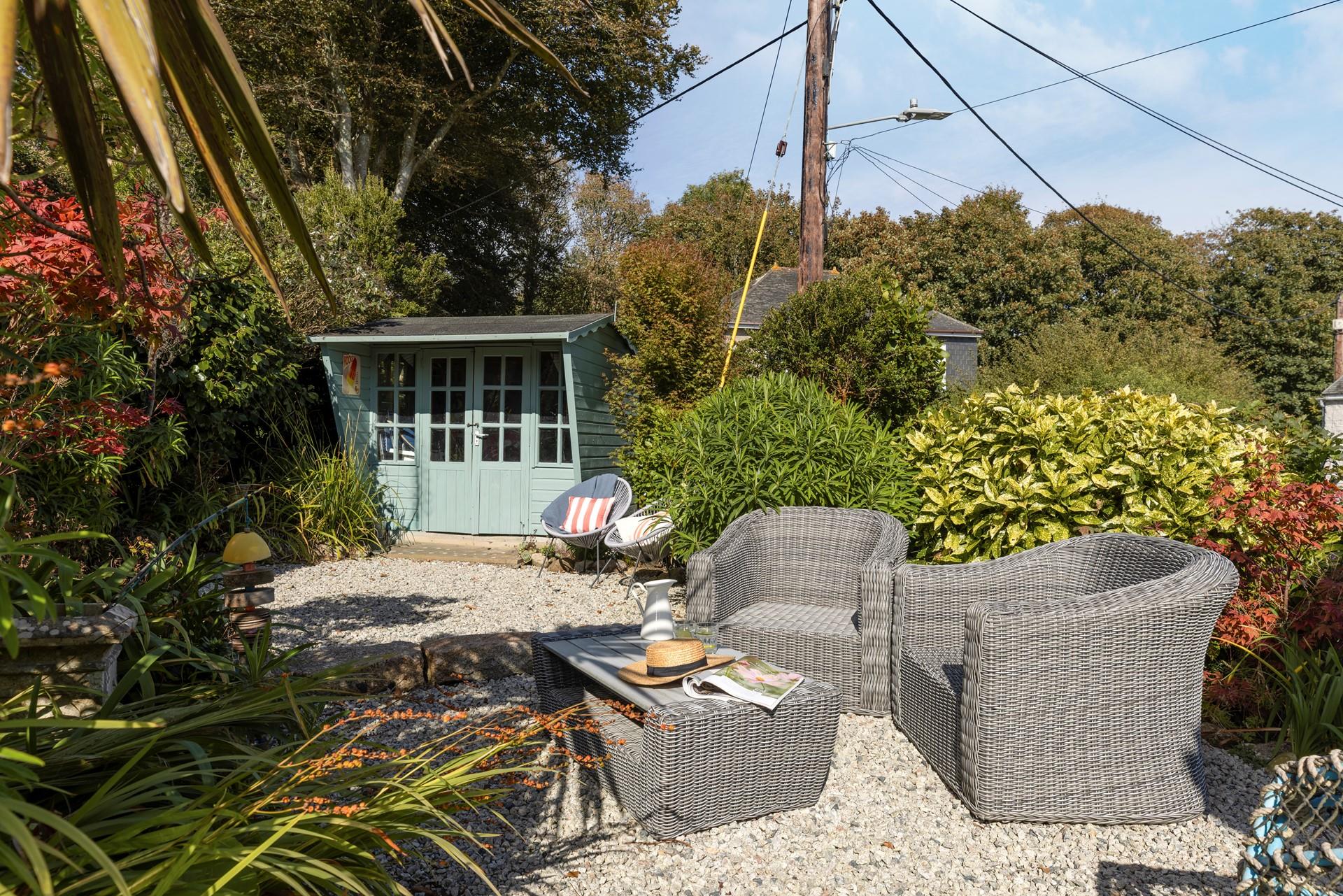 Dine al fresco in the garden each evening.