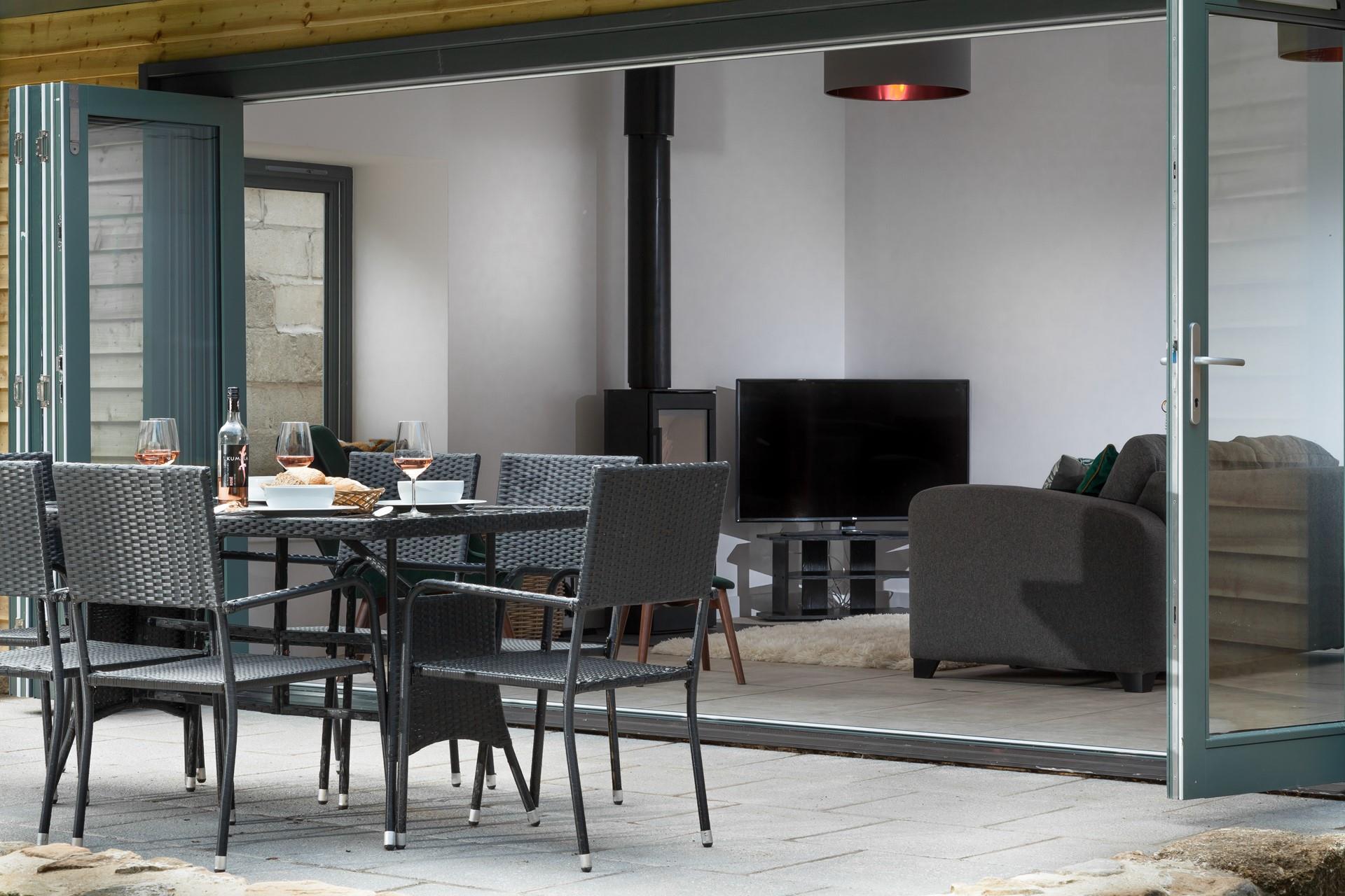 Open the bi-fold doors and take your evening meal outside on a summer's evening.