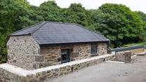 Relax in peace and tranquillity and take advantage of the countryside walks on offer in the area.