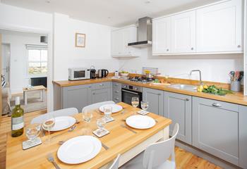 The kitchen/dining area is a wonderful space to savour mealtimes together.