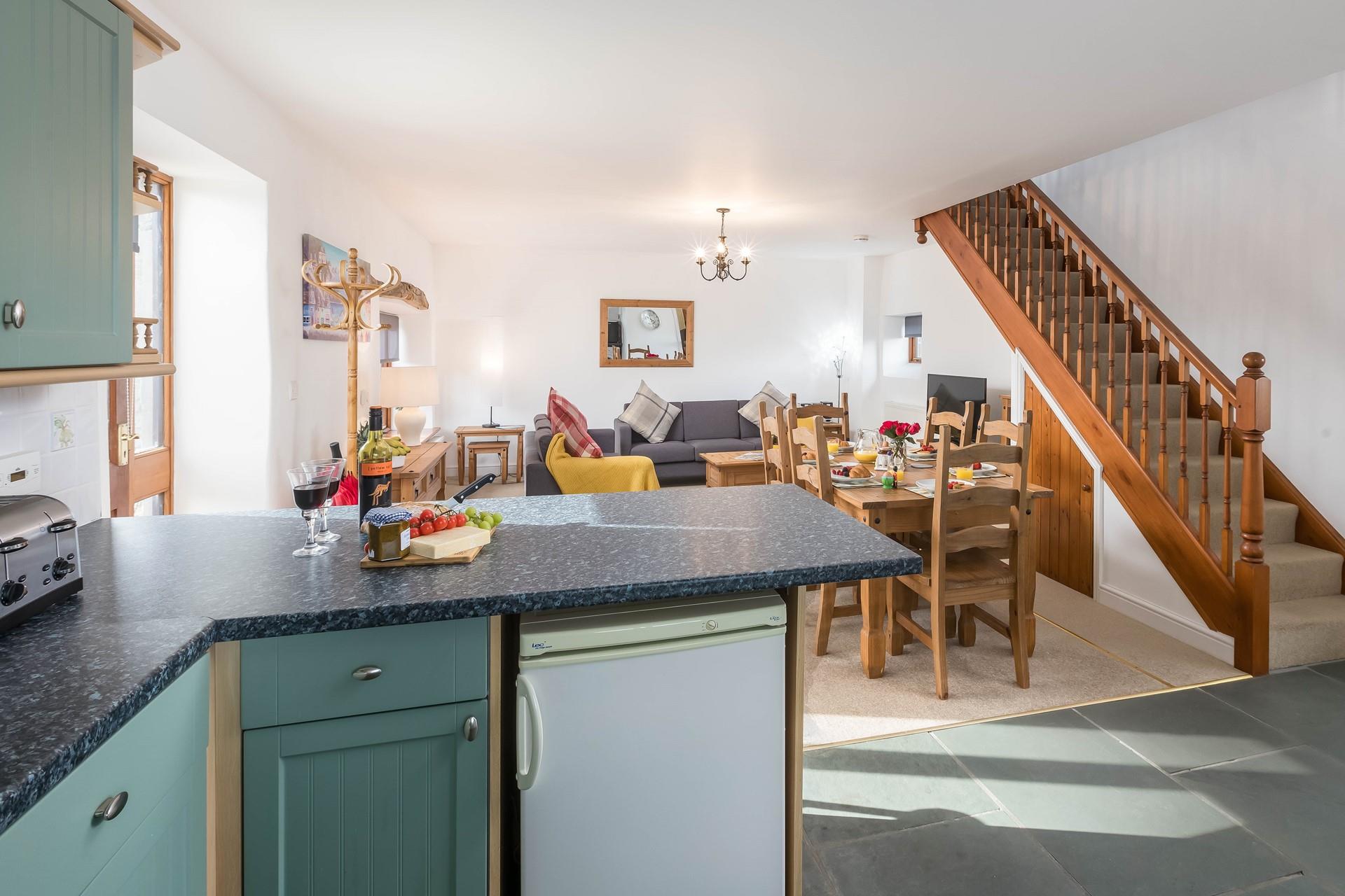 Prepare a culinary delight in the perfectly equipped kitchen.