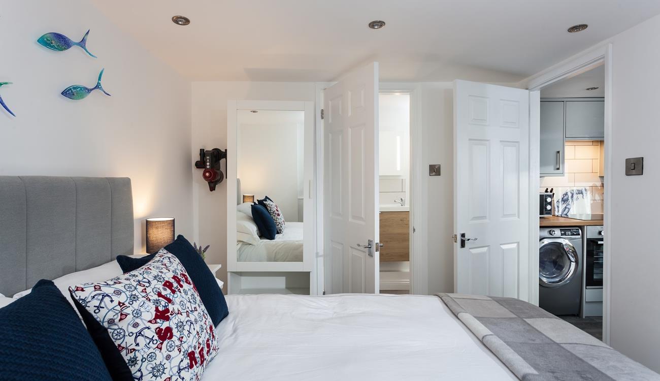 Touches of seaside decor remind you just how close to the sea you are!