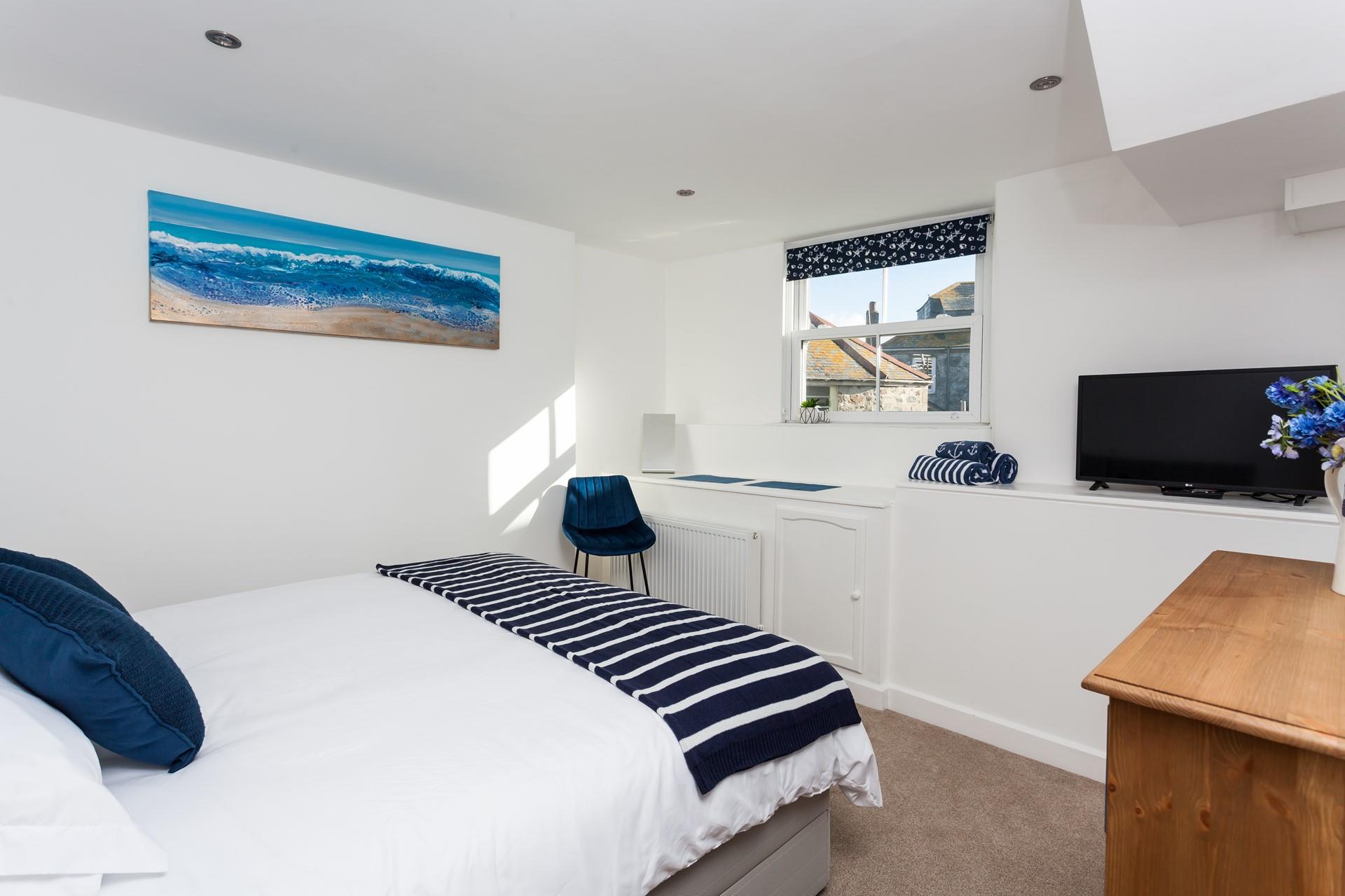 Watch your favourite programme on the Smart TV before drifting off to sleep.