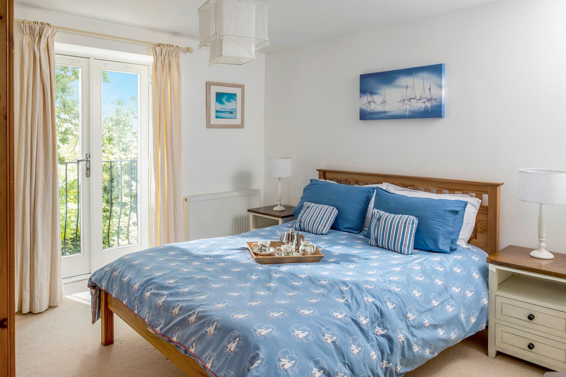Shades of blue remind and coastal designs remind you that you're close to the magic of the seaside.