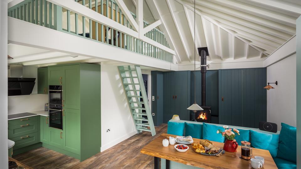 Step into Cider Barn and you'll be blown away by the sleek and stylish design of this converted barn.
