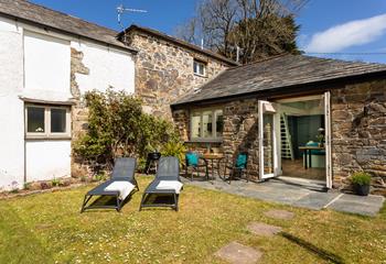 Filled with character and style, Cider Barn, with its cute little garden, is the perfect Cornish retreat. 