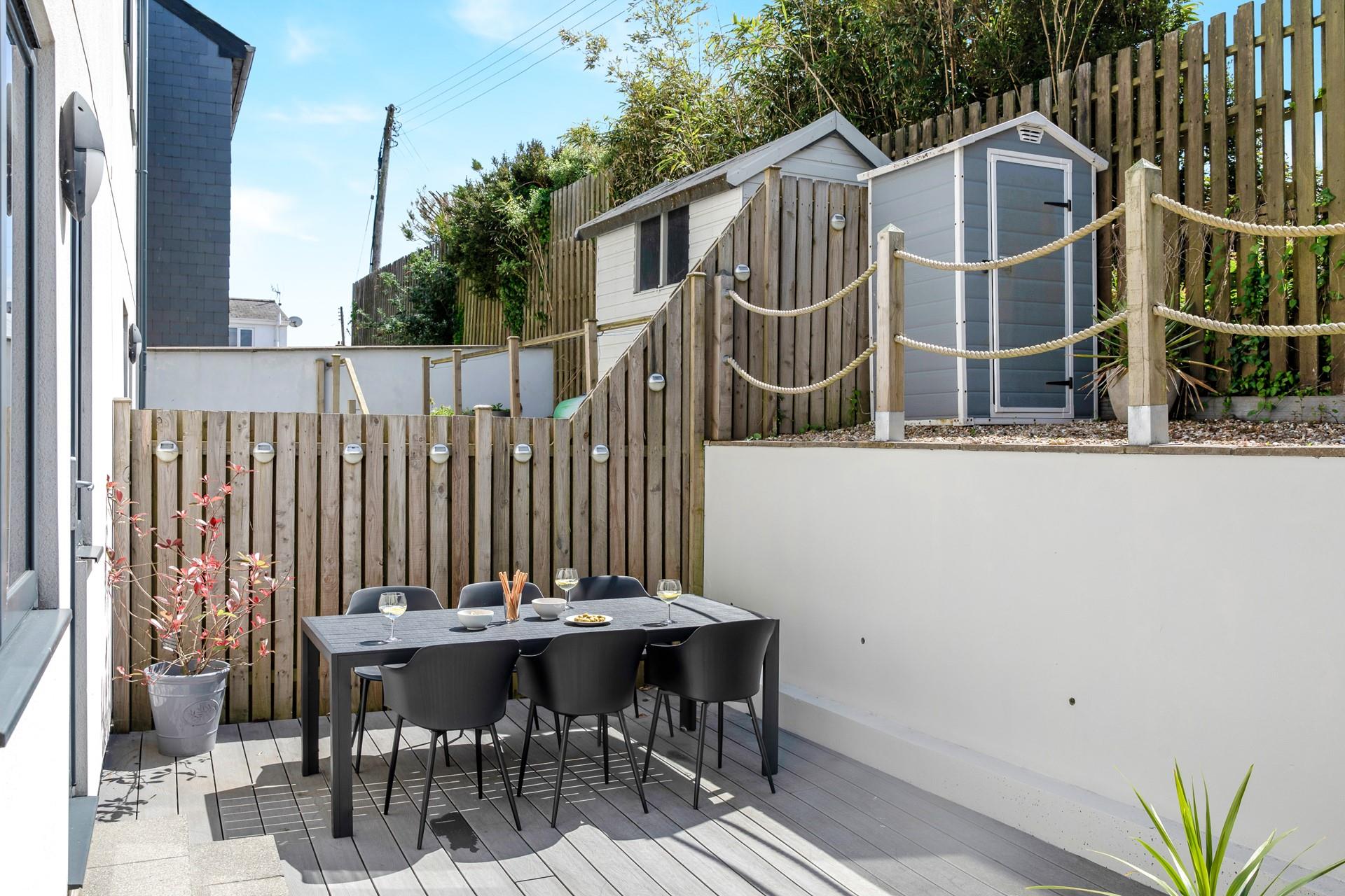 Dine al fresco on balmy evenings in the pretty courtyard.