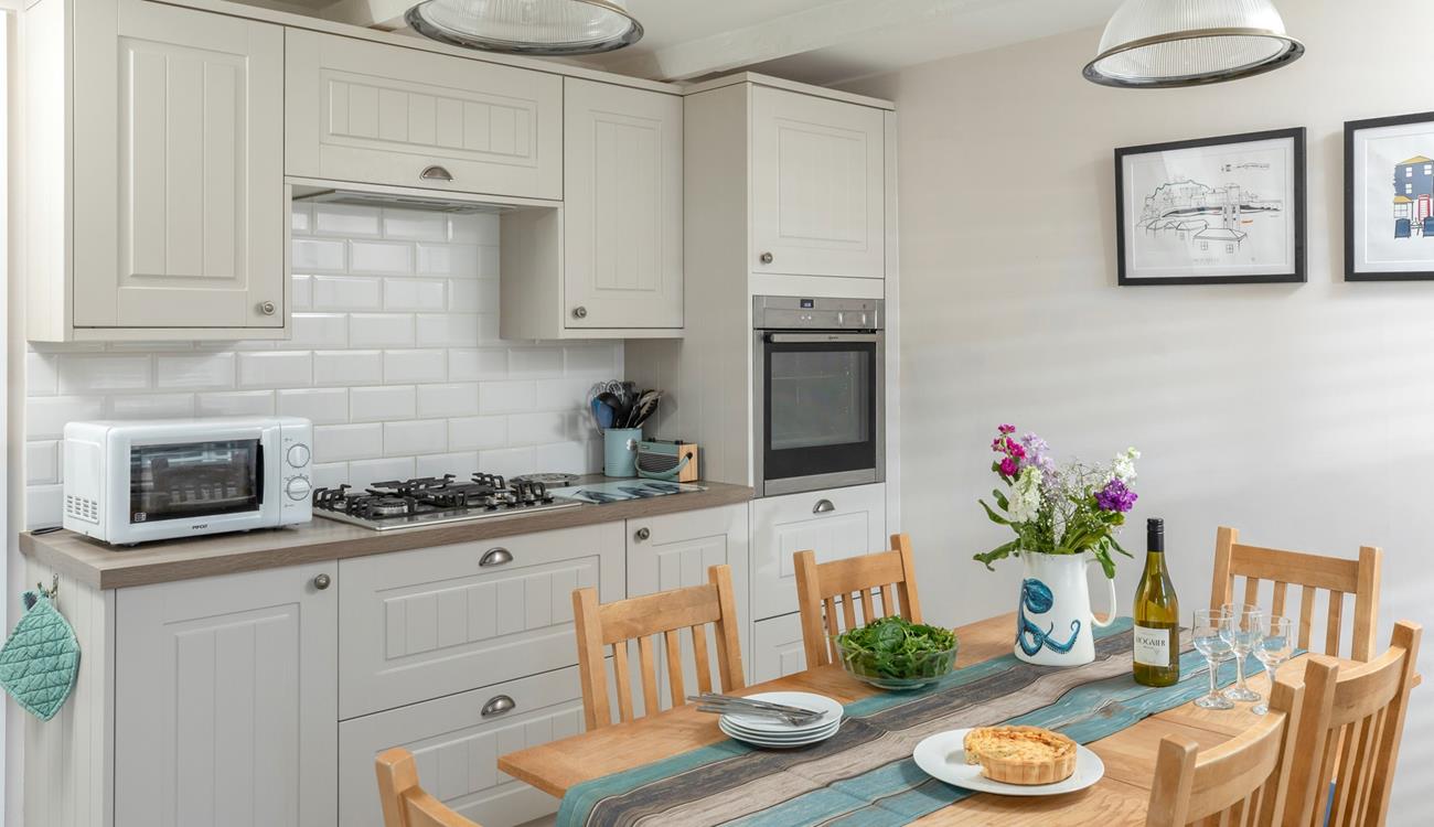  The kitchen is well-equipped with everything that's needed to rustle up a feast for the family.