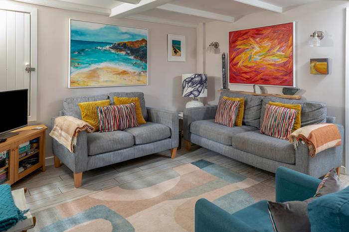 Trelither, Sleeps 6 in Downalong