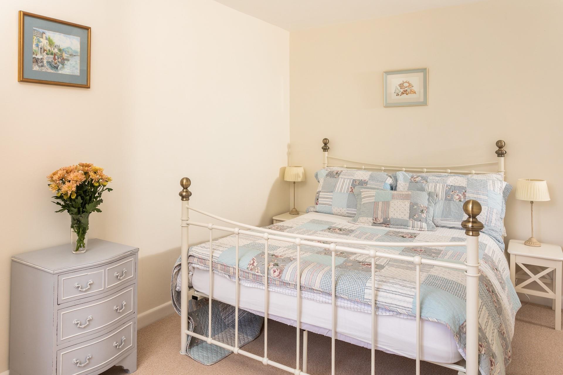 Enjoy a cosy night's sleep in bedroom 3, located on the first floor. 