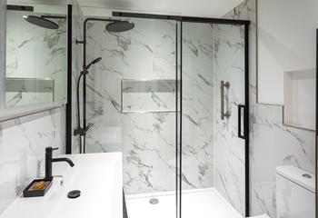 Start your morning with an invigorating shower in the deluxe bathroom.