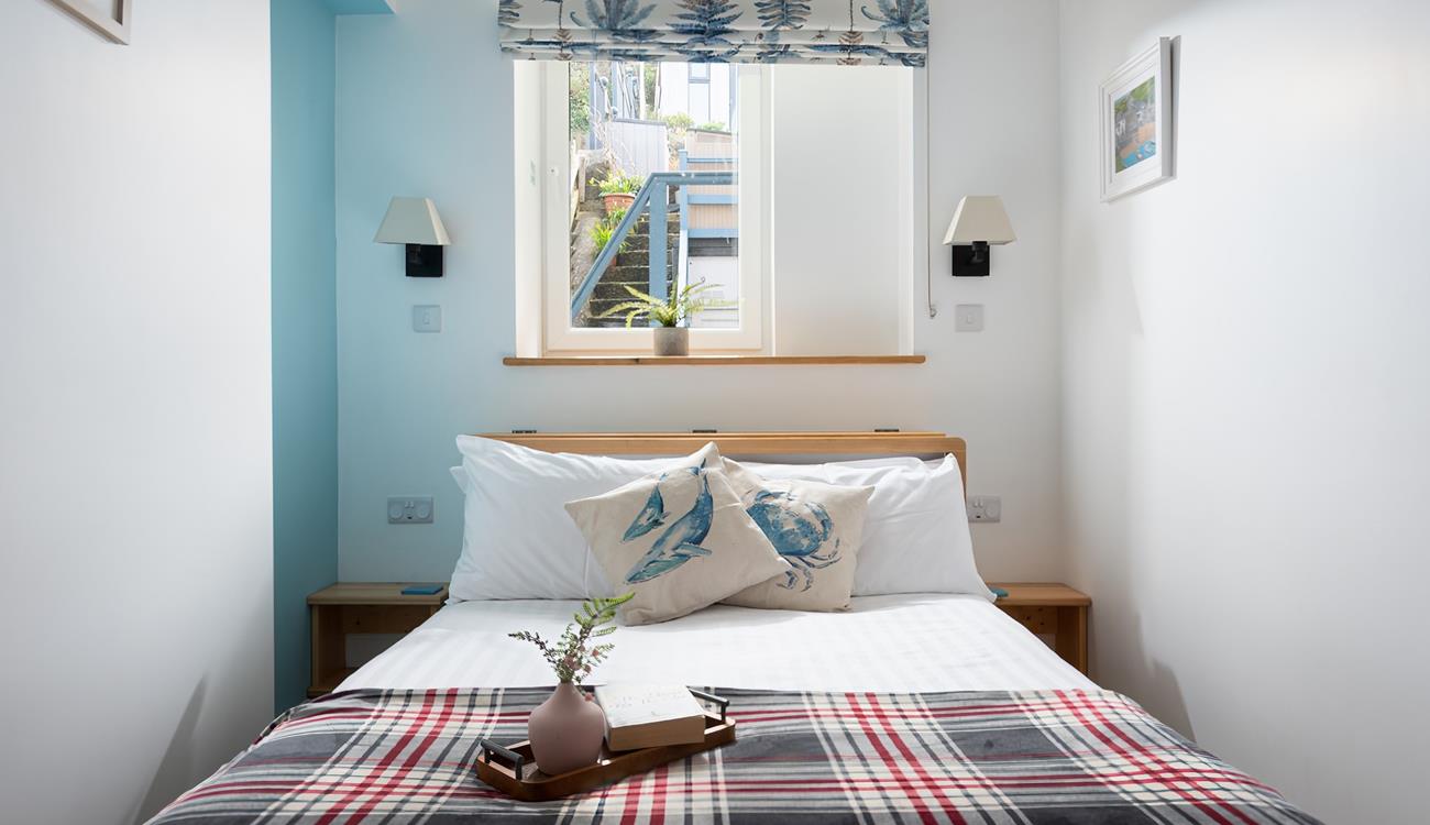 After a busy day in St Ives, sink into the sumptuous bed for a relaxing night's sleep. 