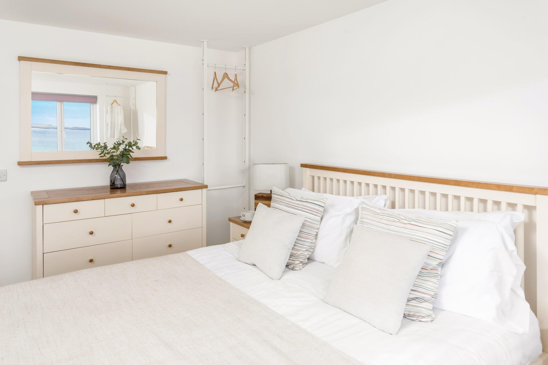 Tuck into the spacious king size bed and drift off into a peaceful night's sleep.