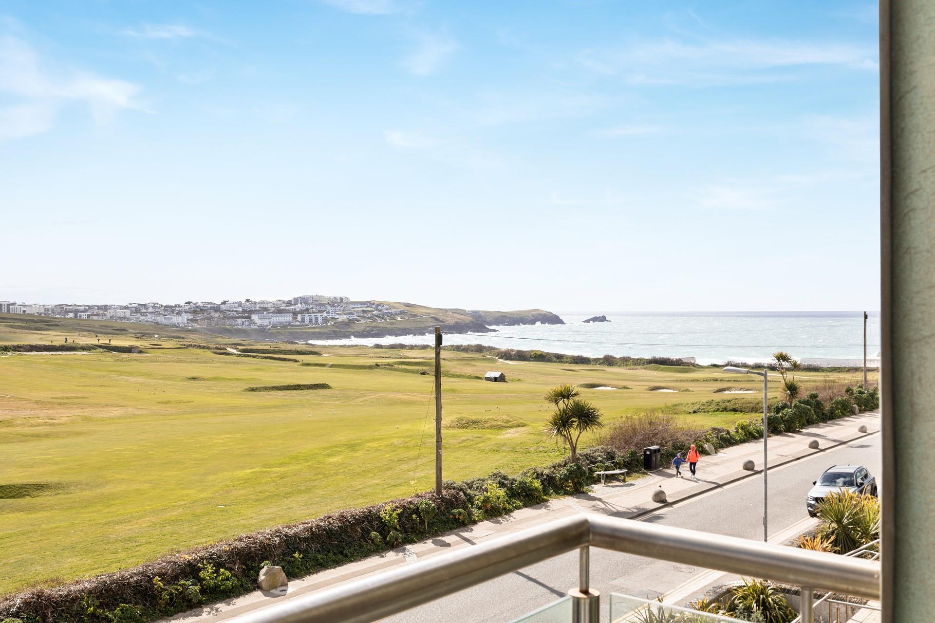 Fistral beach is only a short walk away, so you can be on the beach in minutes.