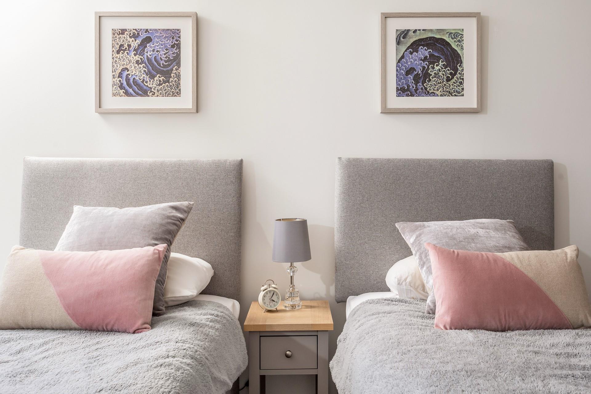 Beautifully furnished, the décor has been considered with relaxation in mind.