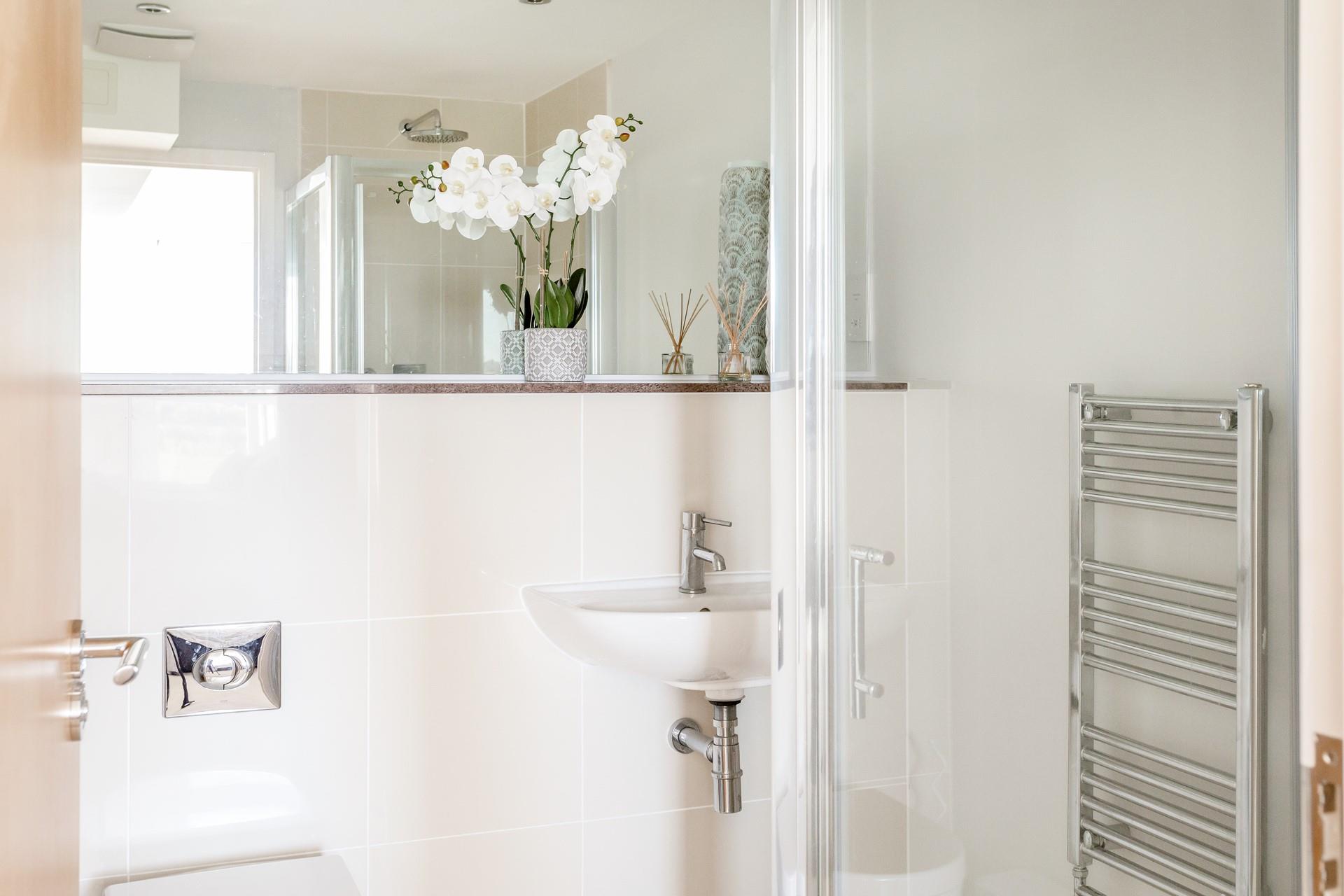 A lovely rainfall shower is perfectly relaxing in the mornings. 