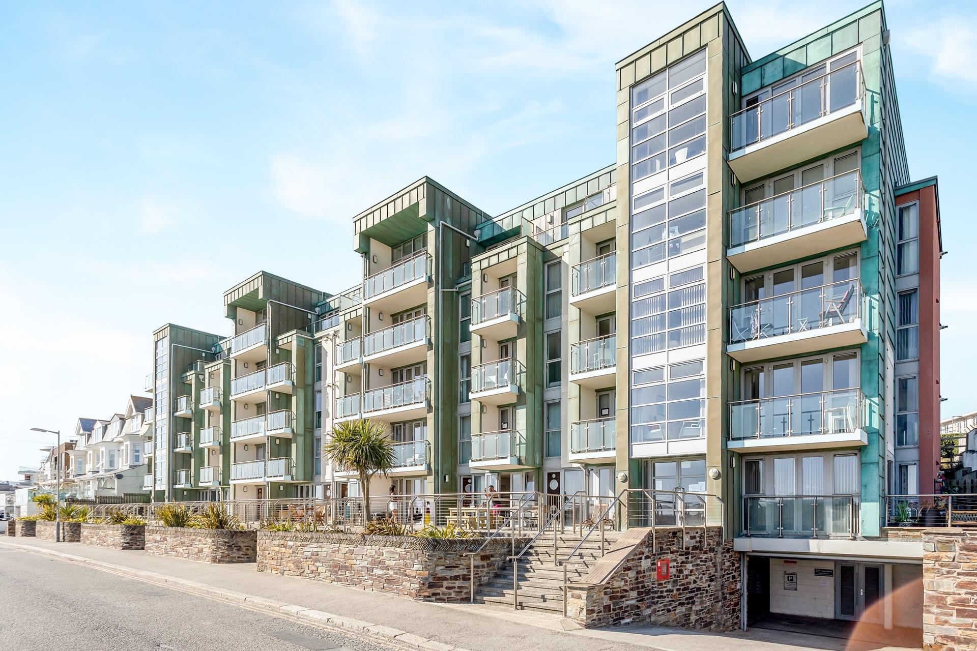 Zinc is on one of Newquay's most prestigious roads, with Fistral beach only minutes away!