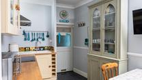 The kitchen is fully-equipped with everything you need to cook up a Cornish feast. 