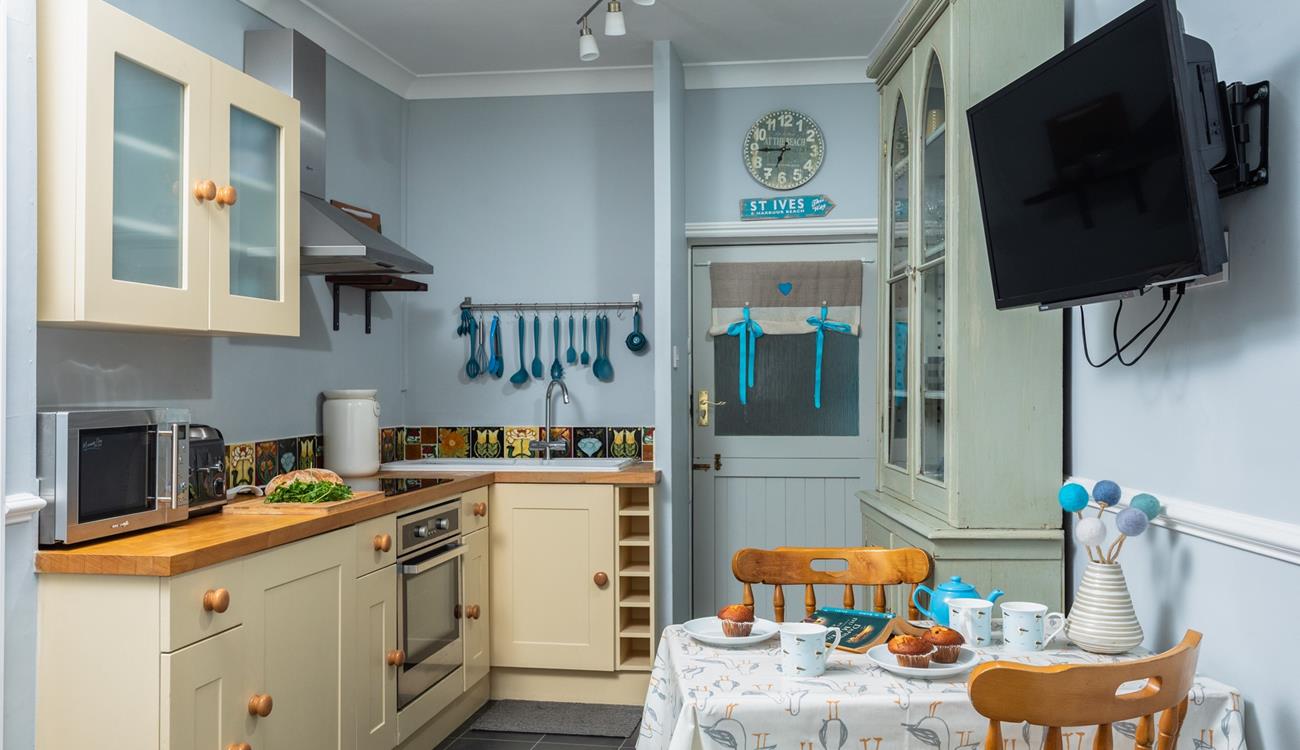 Pack yourself a picnic to take down to enjoy on the beach.