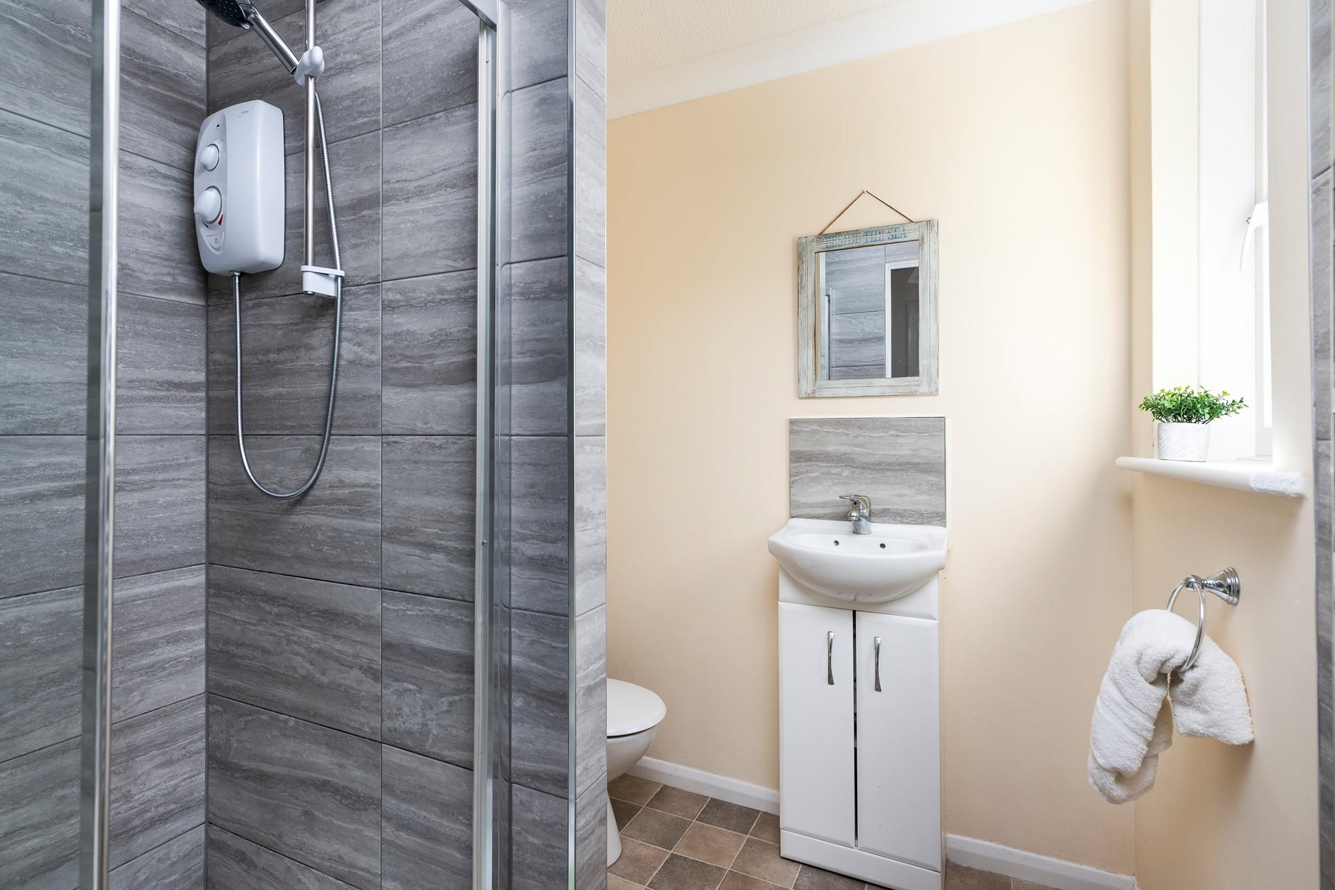 An additional shower room makes getting ready in the mornings easier for the whole family. 