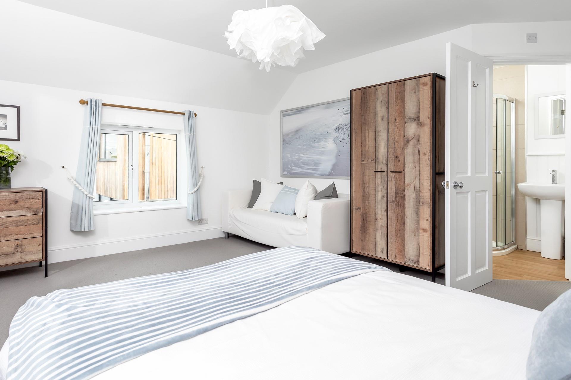 Bedroom 2 is spacious and also has an en suite so there is room for everyone to get ready in the morning.