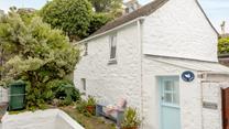 Chapel House is located on a quaint cobbled street.