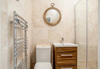 There is plenty of room for everyone to get ready with 3 bath/shower rooms.