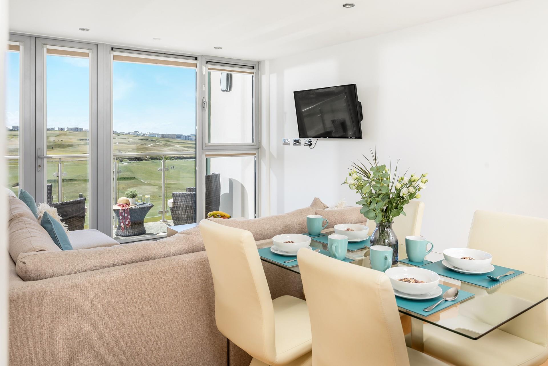 Open plan living is the perfect space for spending quality time with the family, or sit on the balcony and watch the world go by. 