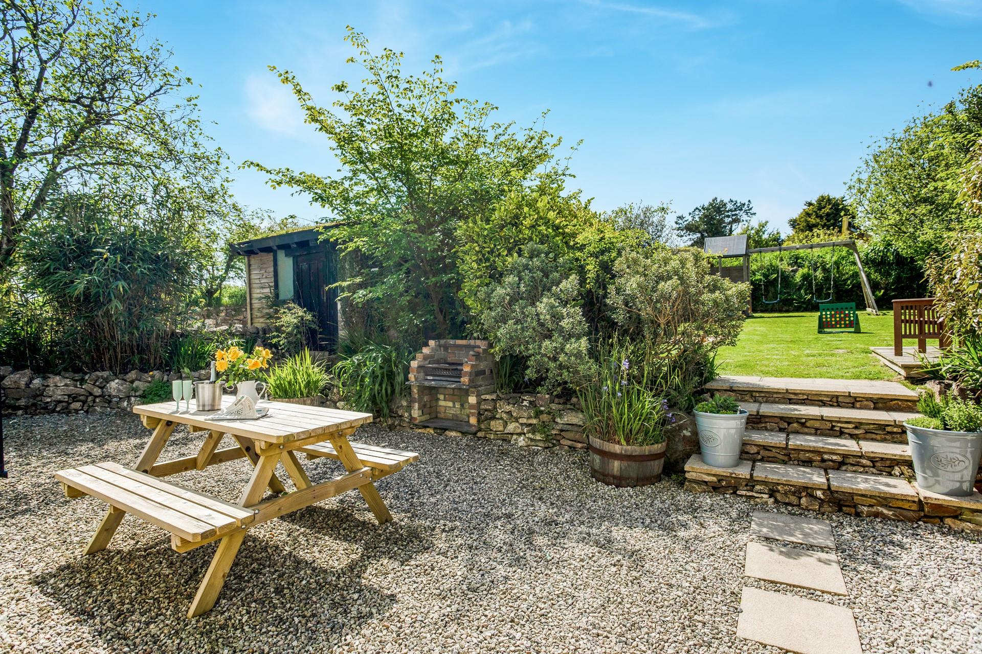 Pour a glass of fizz to sip in the sunshine.