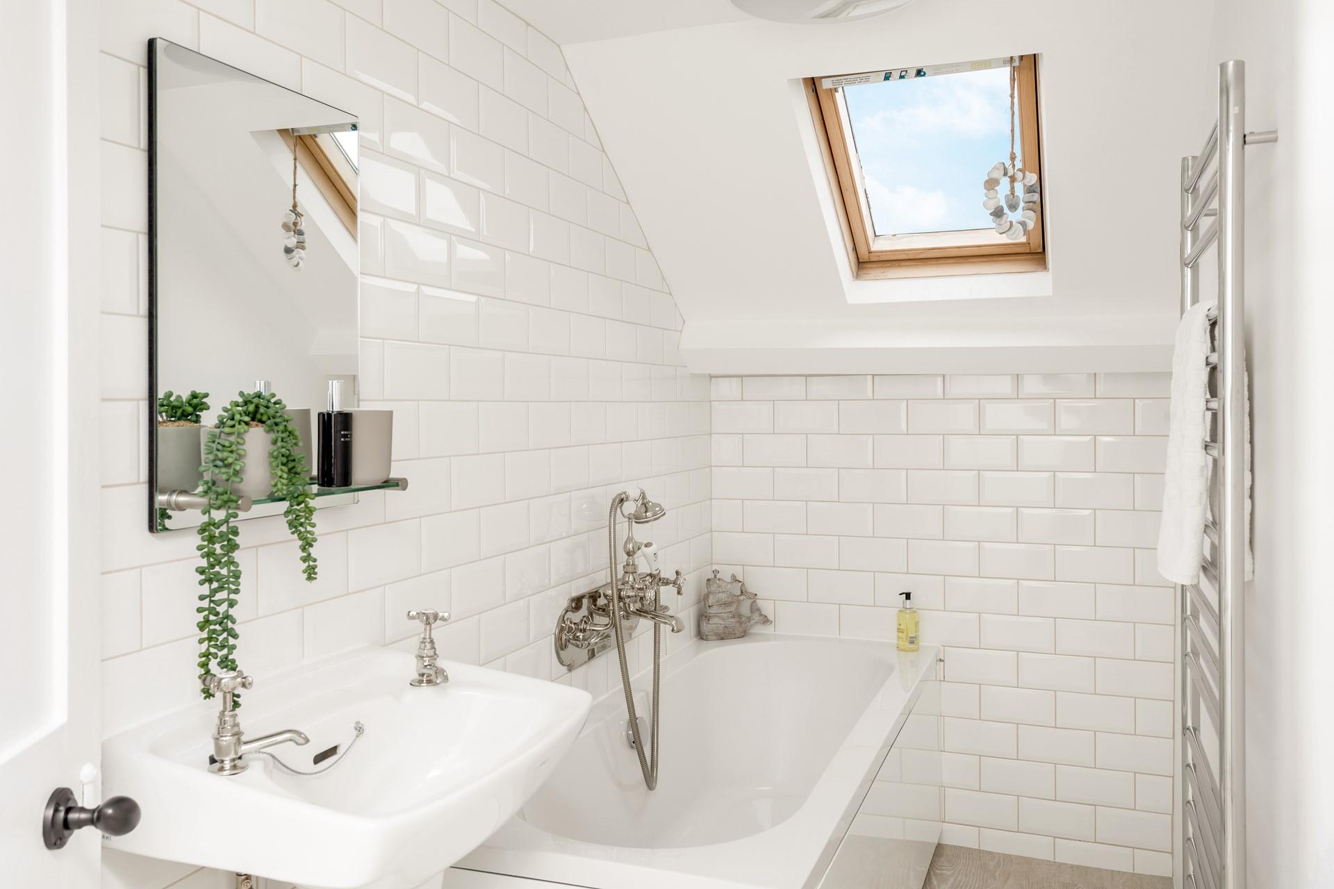 There is a bathroom on the second floor, for guests using bedrooms 5 and 6 on the top of the house.