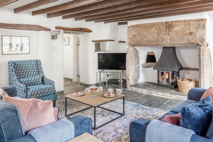 Lower Trevivian, Sleeps 6 in North Cornwall