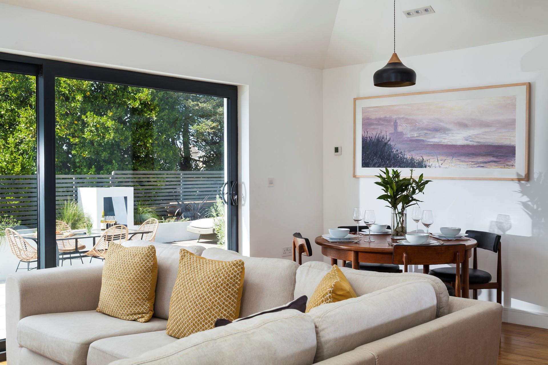 Slide open the patio doors and dine in style, enjoying a Cornish feast. 