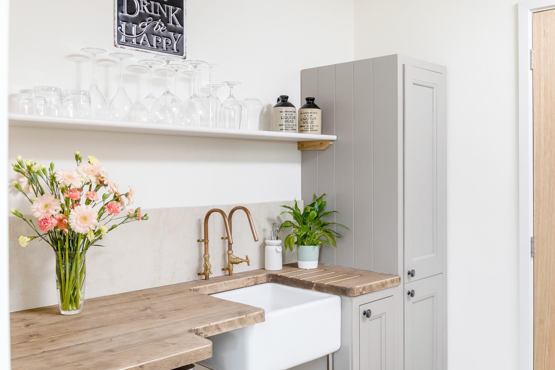 Forget about daily life and unwind in rural Cornwall.