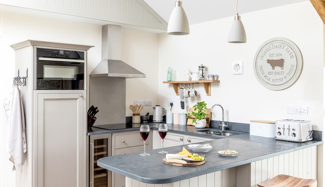 Pour yourself a glass of wine whilst preparing evening nibbles.