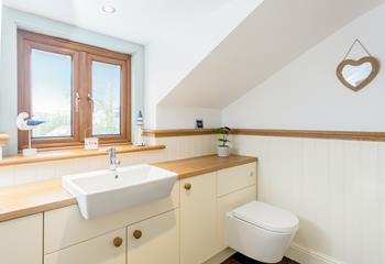 The en suite means there is plenty of room to get ready each morning.