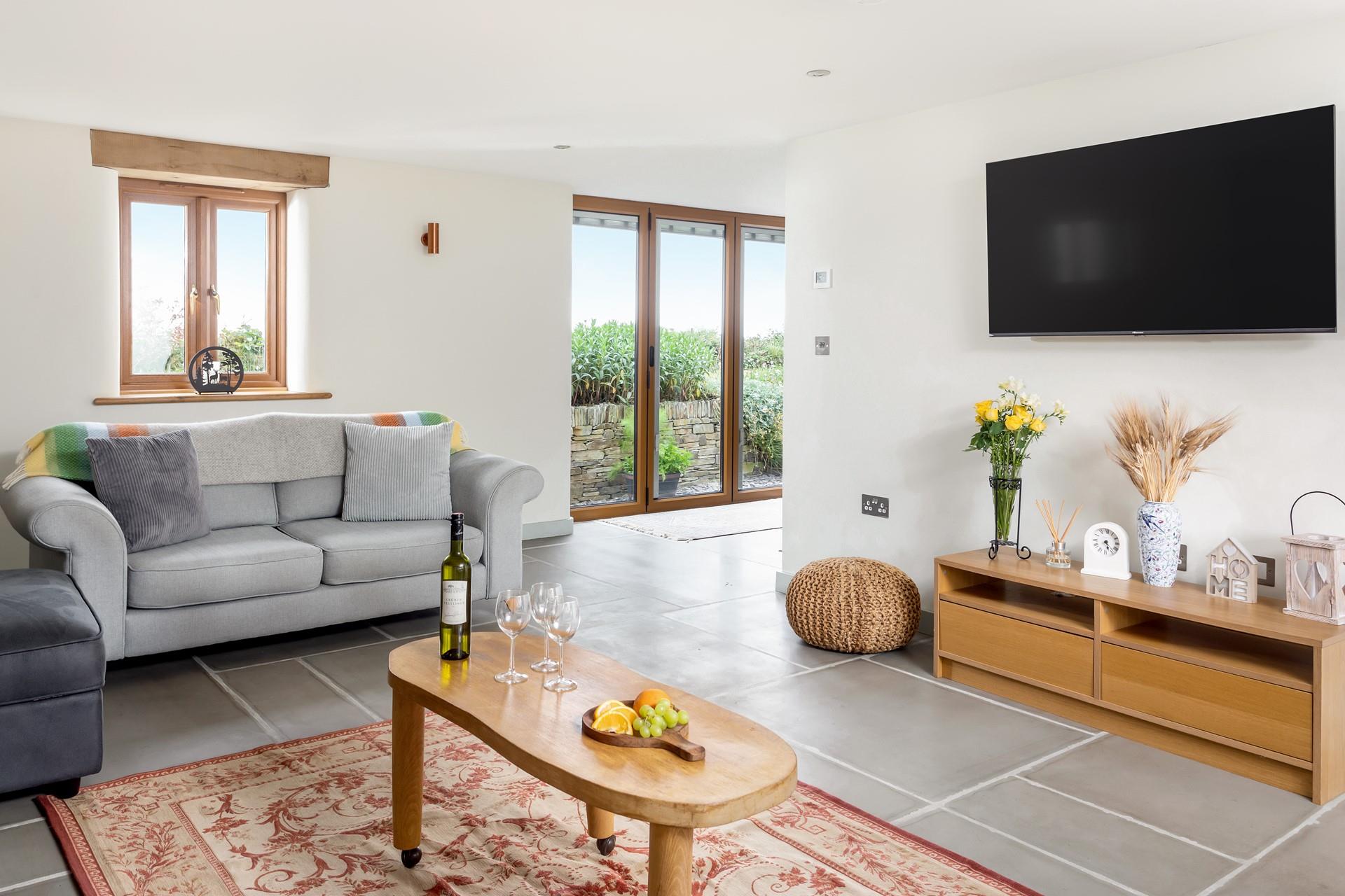 The sitting area has a 50" Smart TV which is perfect for all your entertainment requirements.