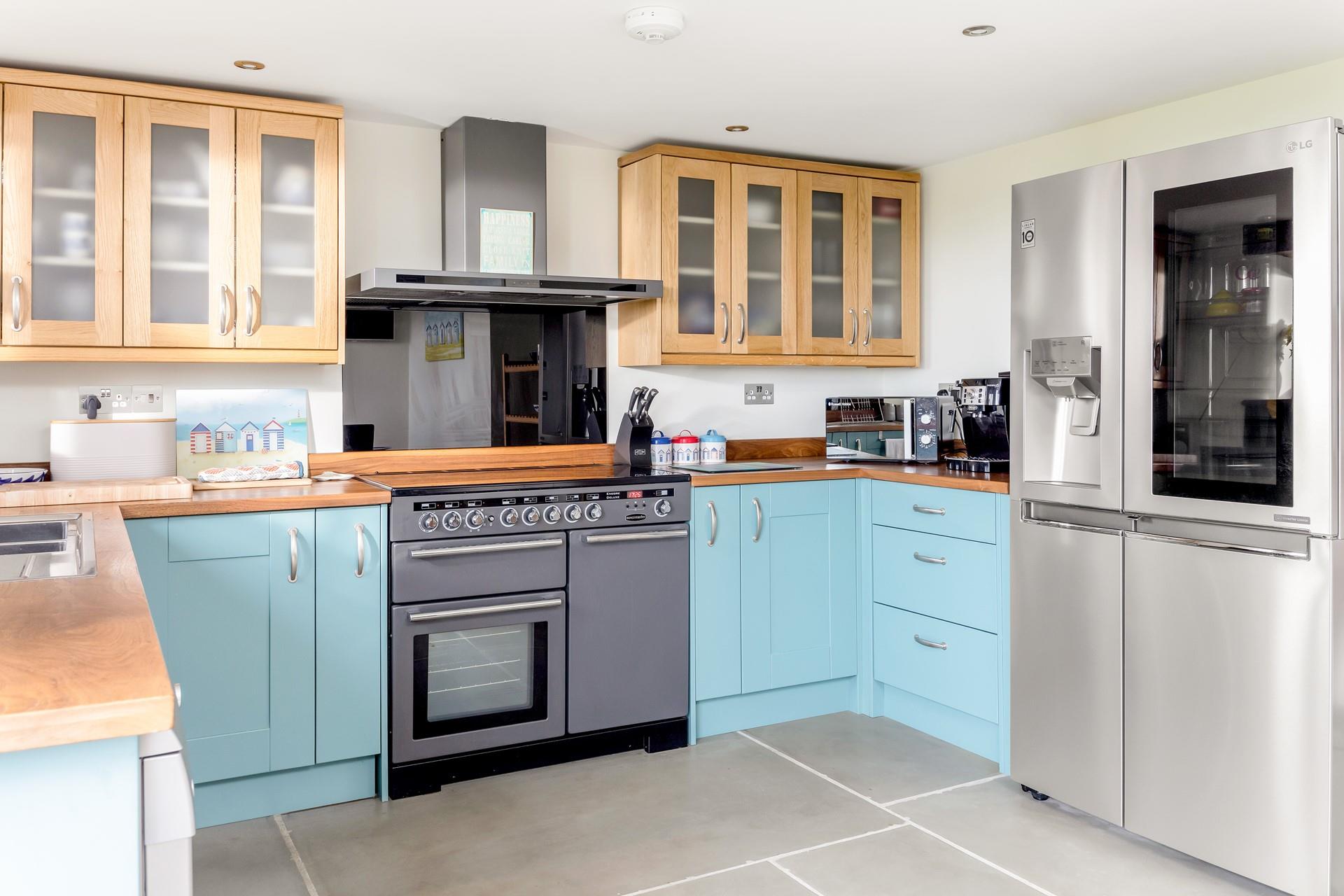 The kitchen is fully equipped with all you need to prepare and cook tasty meals.