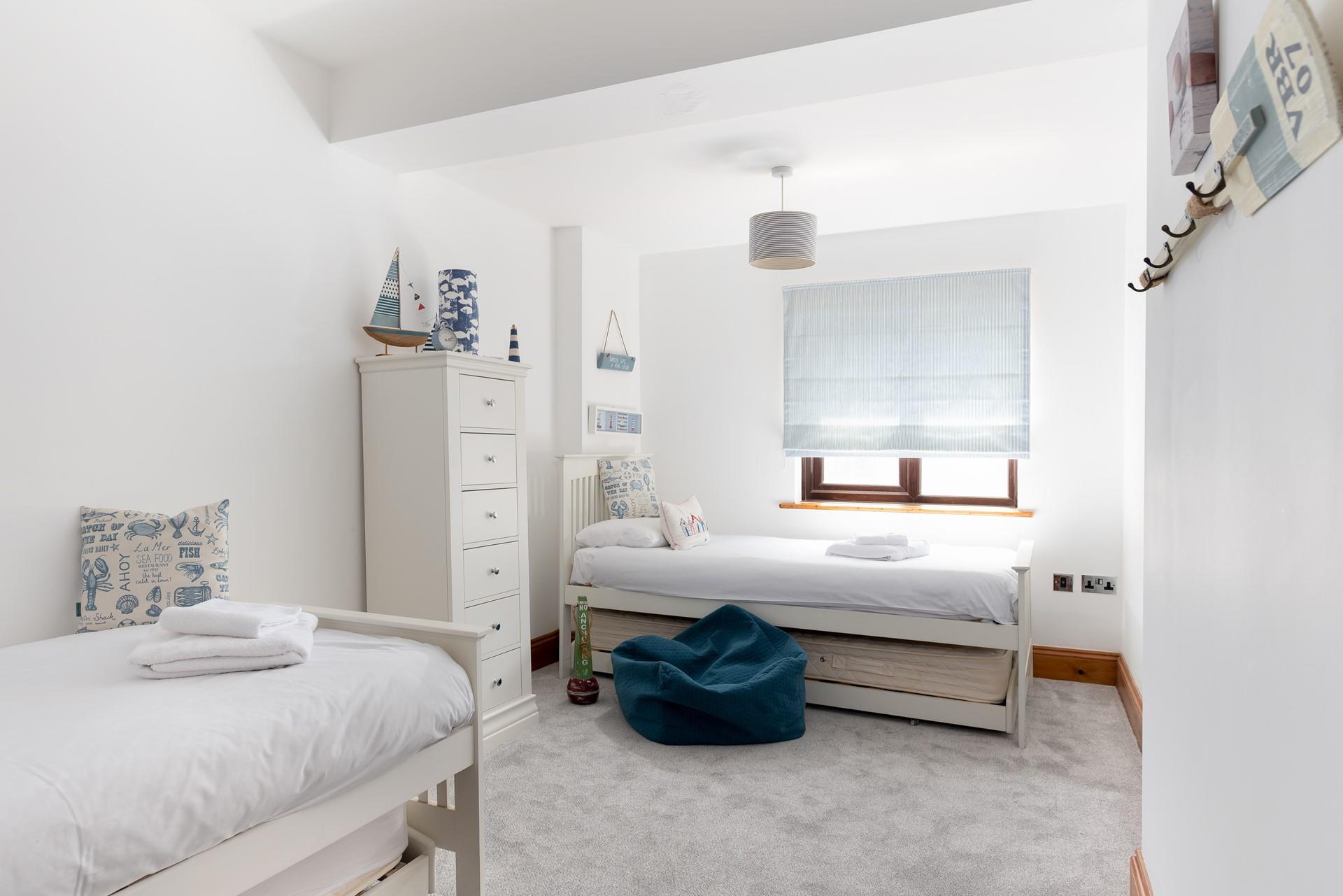 Wake up and decide on the day's plans over a morning cuppa.