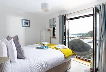 Harbourside, Sleeps 6 + cot, Mevagissey.