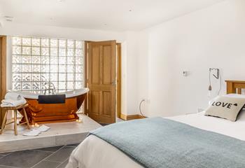 Bedroom 1 has a gorgeous copper bath and king size bed, complete with dressing gowns and slippers, pure luxury!