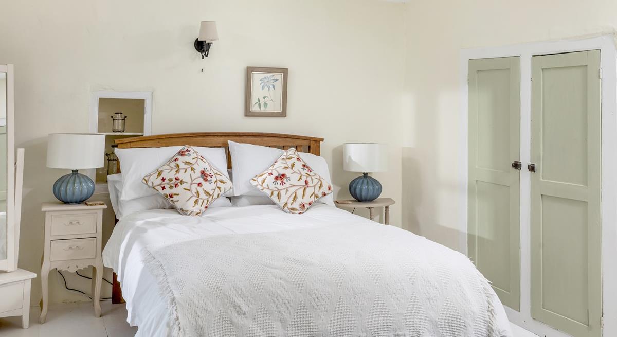 Snuggle up in the luxury bed linen and rest your feet after a day of exploring North Cornwall.