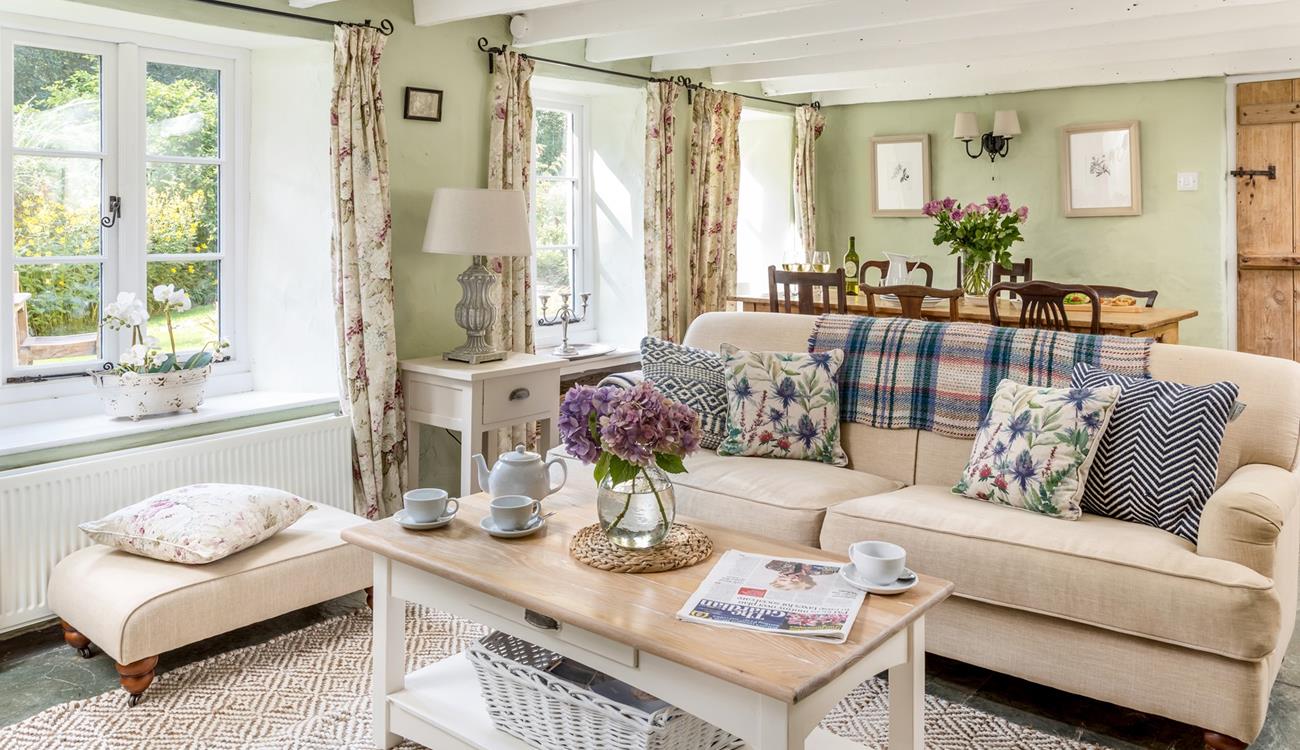 Walk the coast path or spend the day on the beach, before unwinding on the cosy sofa.