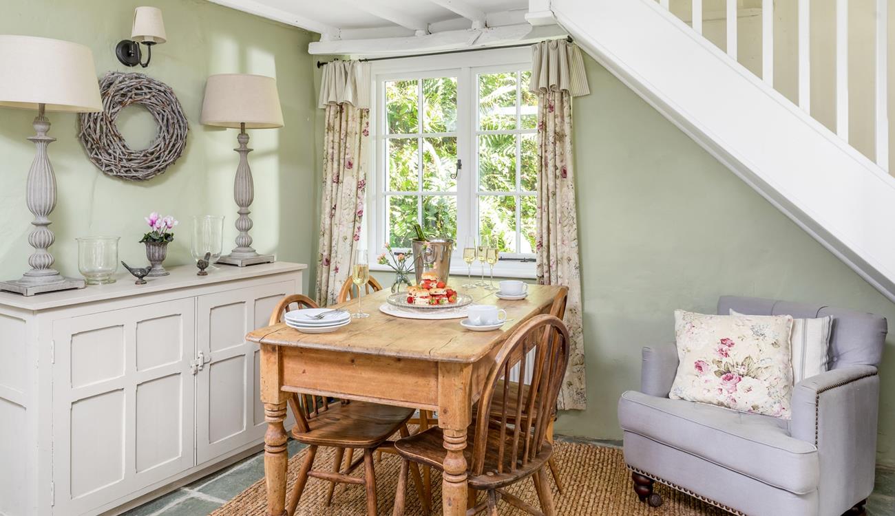 Enjoy a classic Cornish cream tea in the surrounds of this charming cottage.