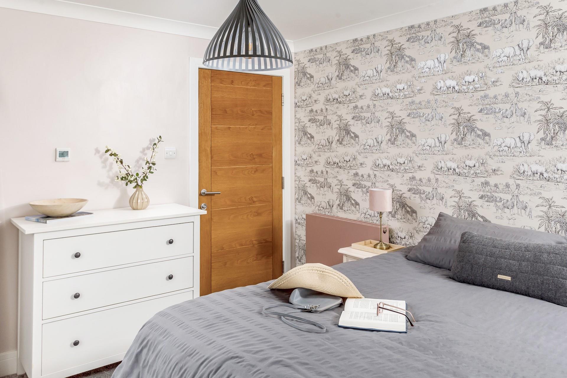 We love the quirky wallpaper!