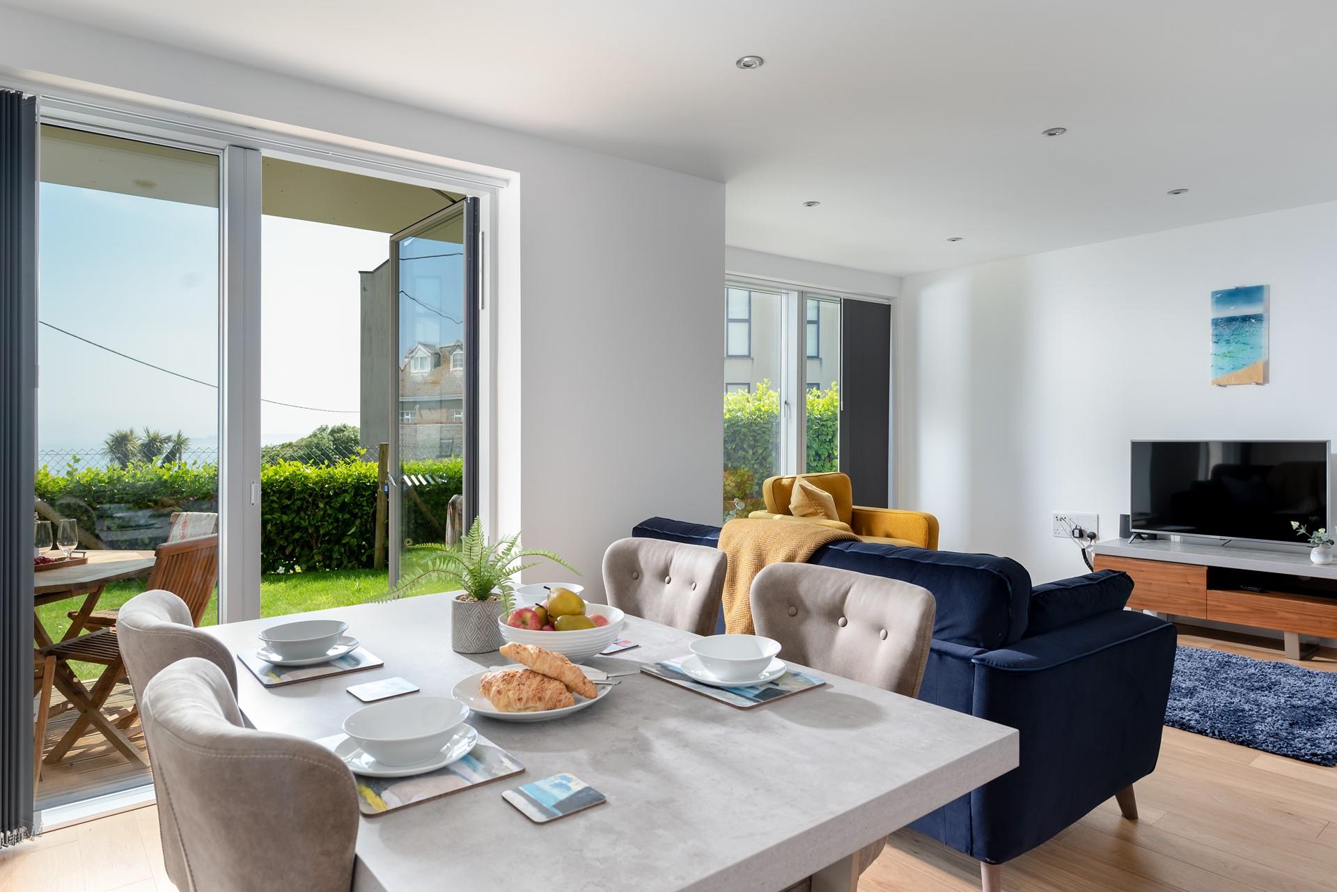 Watch the sunset over the Bay out on your patio with a glass of your favourite drink.