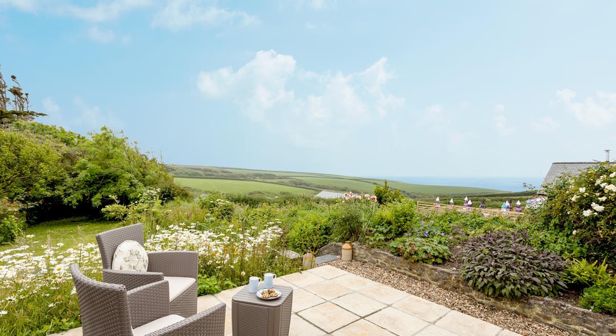 Take an afternoon cuppa out to soak up the sun.